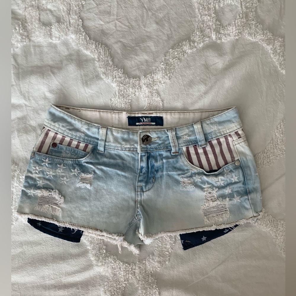 Patriotic Jean shorts - Picture 4 of 7